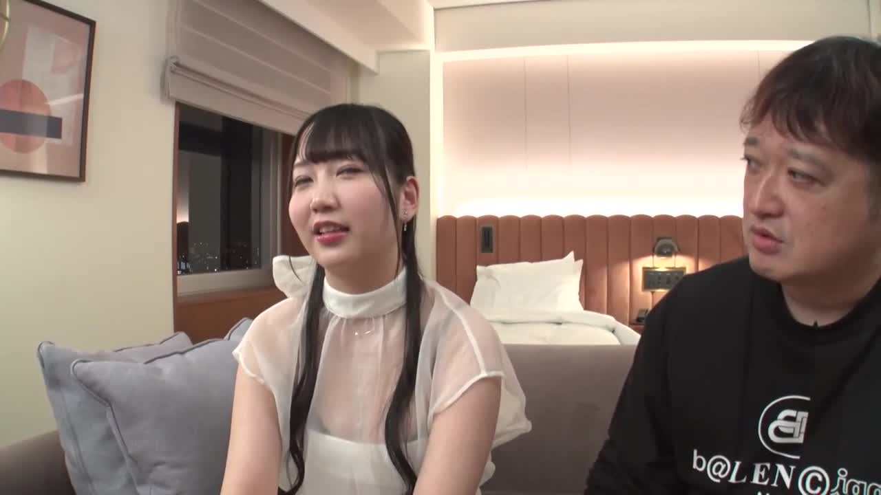 真的很软，第一枪。 2096年「20岁，屁股大，经验丰富。」天生可爱的黑发女孩也用蛋臀使出浑身解数交配。容易怀孕的年轻身体和经验丰富的技术奇迹般的融合！持续高潮而颤抖的大屁股！融化的肉锅！ - AV大平台-中文字幕,成人影片,AV,国产,线上看