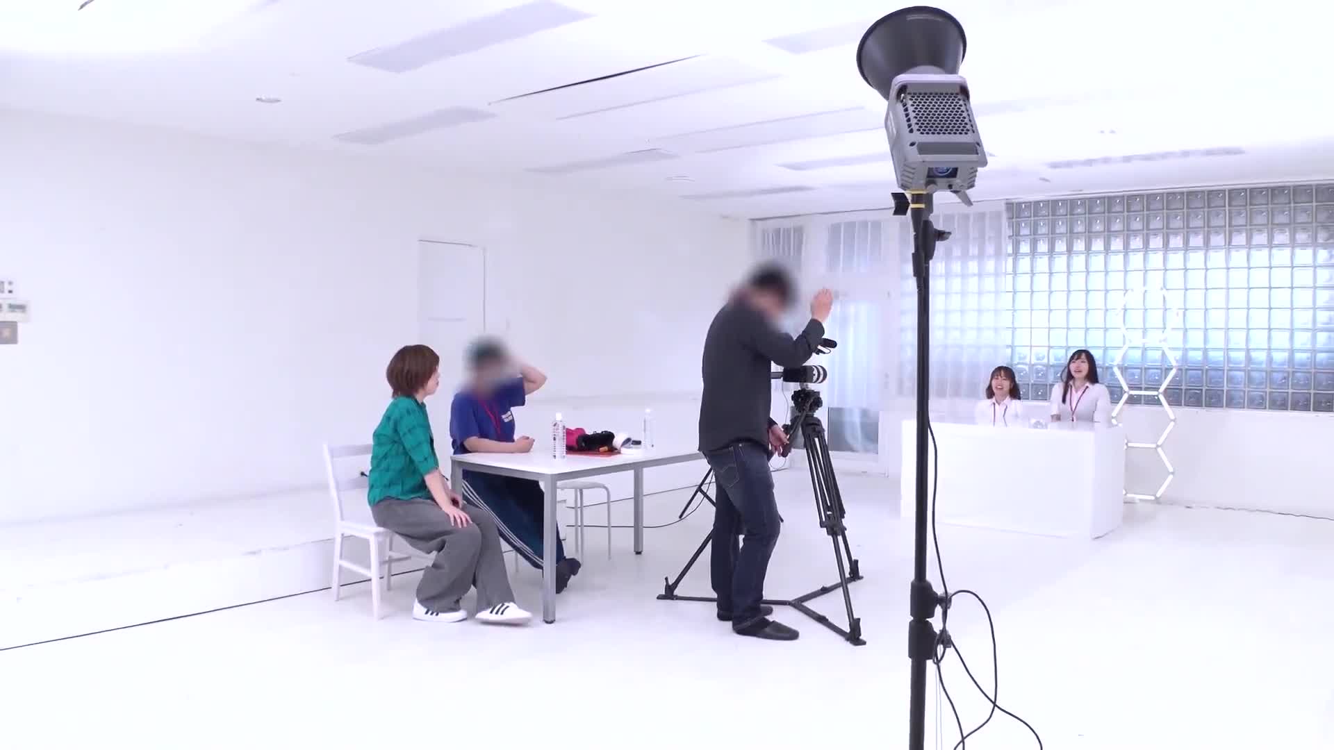 マ○コまる出し！半裸AD羞恥業務 SOD女子社員 制作部 新田好実 - AV大平台-中文字幕,成人影片,AV,国产,线上看
