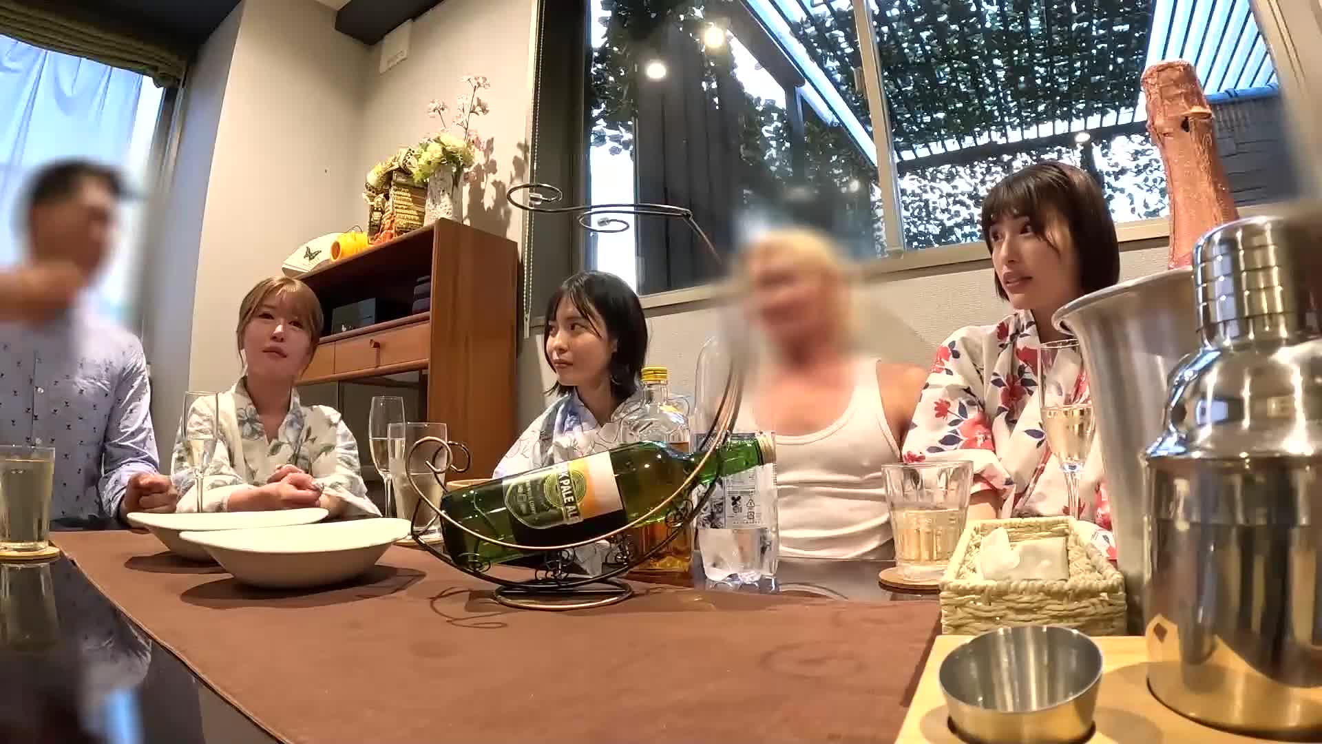 【流出映像】仲良しママ友子育てサークル【つかさ、うみ、はずき、あやめ】～はずき＆あやめ編～ - AV大平台-中文字幕,成人影片,AV,国产,线上看