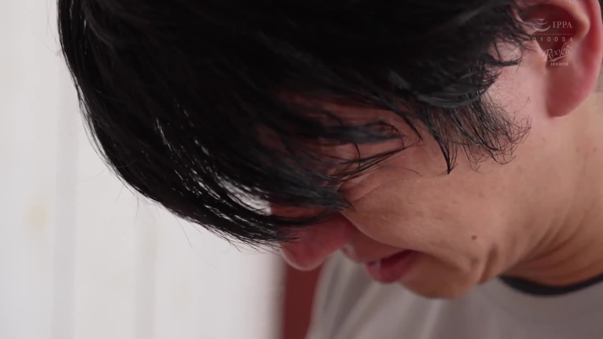 田径部的男子气概女同学被中年顾问调教成母狗的全过程 日晒后留下的短发巨乳美少女穿着性感制服任人摆布的无责任中出。弥生美月 - AV大平台-中文字幕,成人影片,AV,国产,线上看