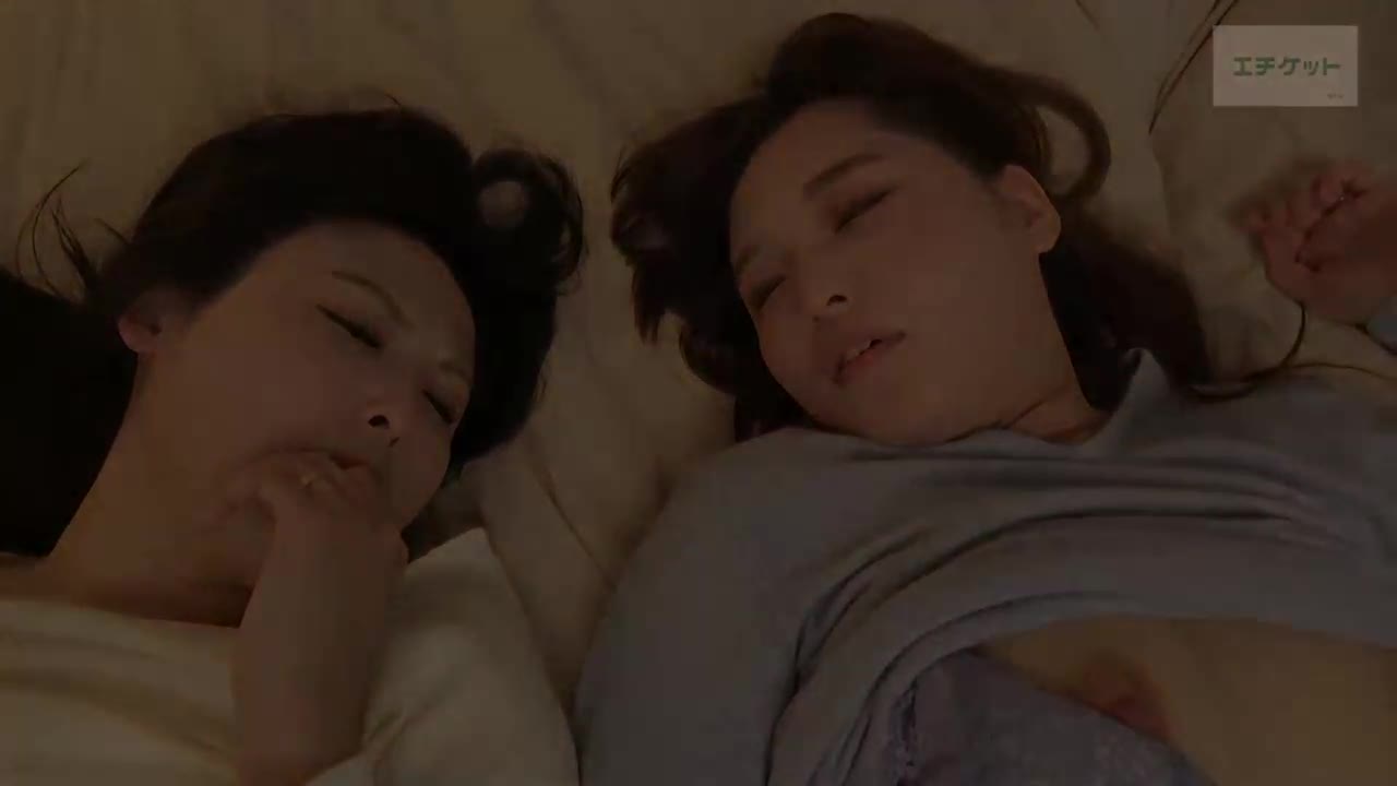 [妈妈的朋友] 这些友善、性感的妻子对一场中出盛宴感到非常高兴！ - AV大平台-中文字幕,成人影片,AV,国产,线上看