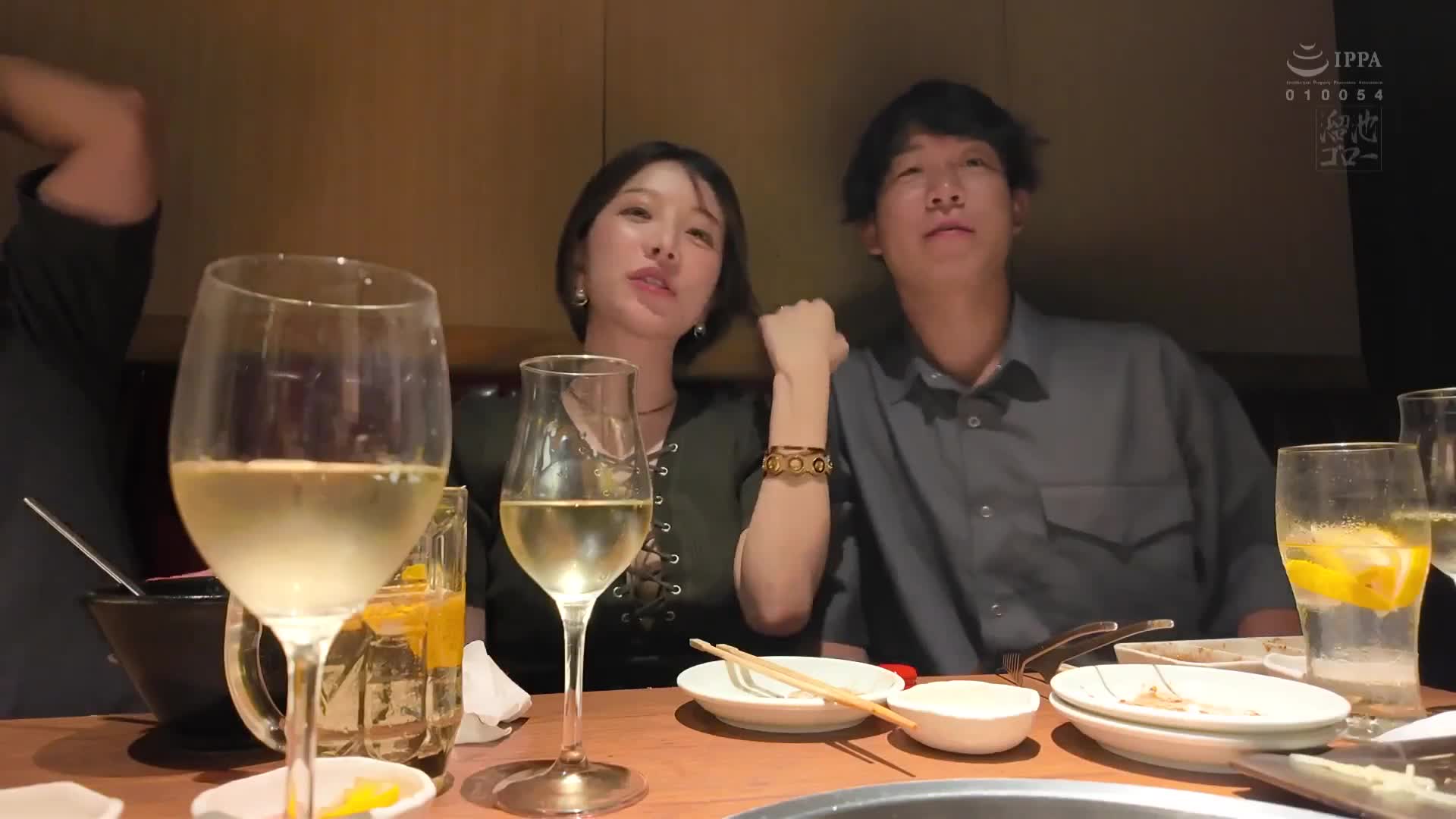1周年纪念...想要喝醉醺醺地大量做爱～！ ！ 专属 梦实佳苗×酒醉狂欢逆勾引酒吧巡回 - AV大平台-中文字幕,成人影片,AV,国产,线上看