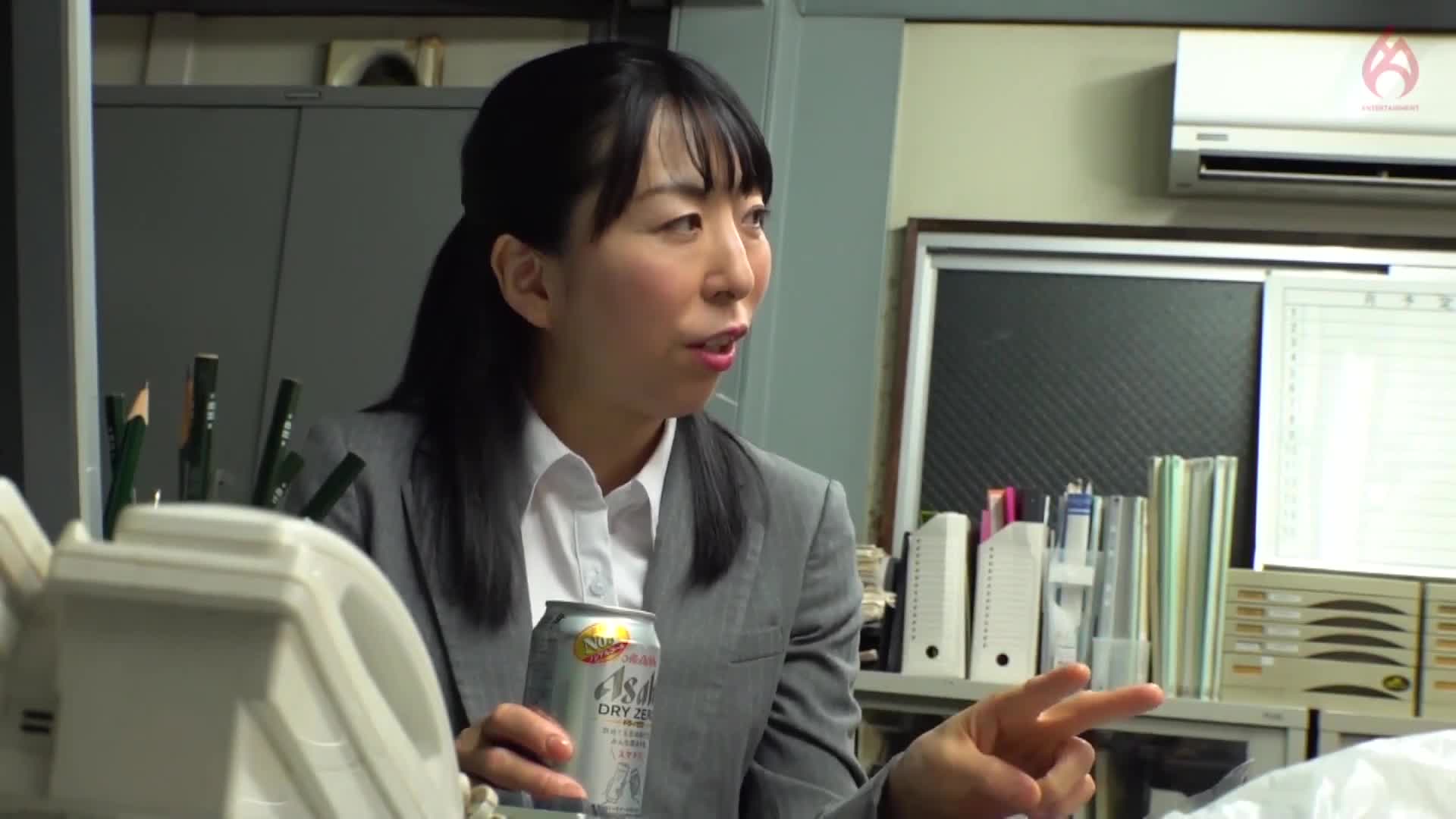 残業中の人妻熟女OLと二人っきりの淫猥オフィスセックス！！「皆に言わないで、今日だけの二人だけの秘密…」～人気の去ったオフィスに漏れる熟女の甘い吐息～ - AV大平台-中文字幕,成人影片,AV,国产,线上看