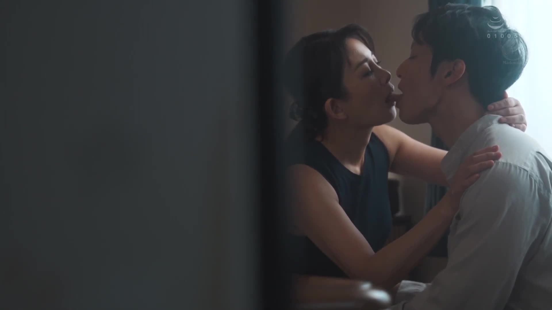 「感觉到兴奋就随时来找我吧...」处男的我请求人妻泡泡浴女郎帮我解除处男之身，结果竟然是我的朋友的母亲・桃子小姐！在超越次元的快感下，我不顾一切地大量内射！一色桃子 - AV大平台-中文字幕,成人影片,AV,国产,线上看