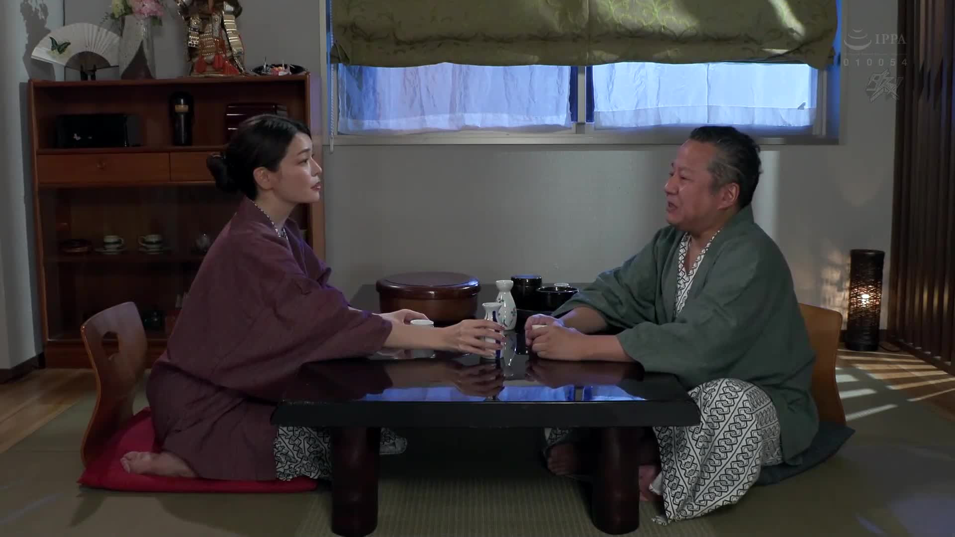 如果人妻风俗嬢感到罪恶感，与中年男性发生不伦关系的话... 橘玛丽 - AV大平台-中文字幕,成人影片,AV,国产,线上看
