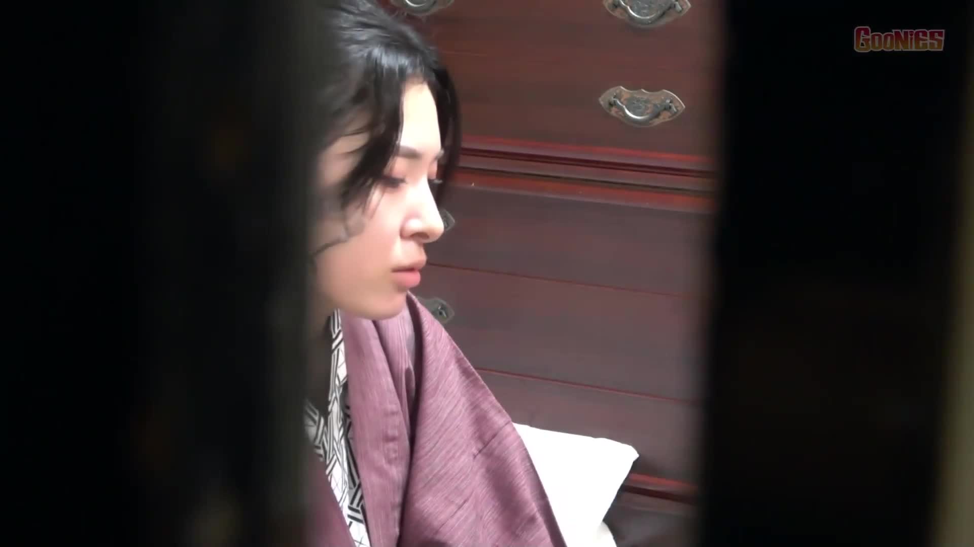 【モデル級高身長女子】【小動物系スレンダー女子】【茶髪巨乳ギャル】【金髪ムチムチ女子】【黒髪清楚系女子】出張先の温泉旅館でまさかの…会社の手違い！？よりによって大嫌いな上司と相部屋だなんて…最悪！！ - AV大平台-中文字幕,成人影片,AV,国产,线上看