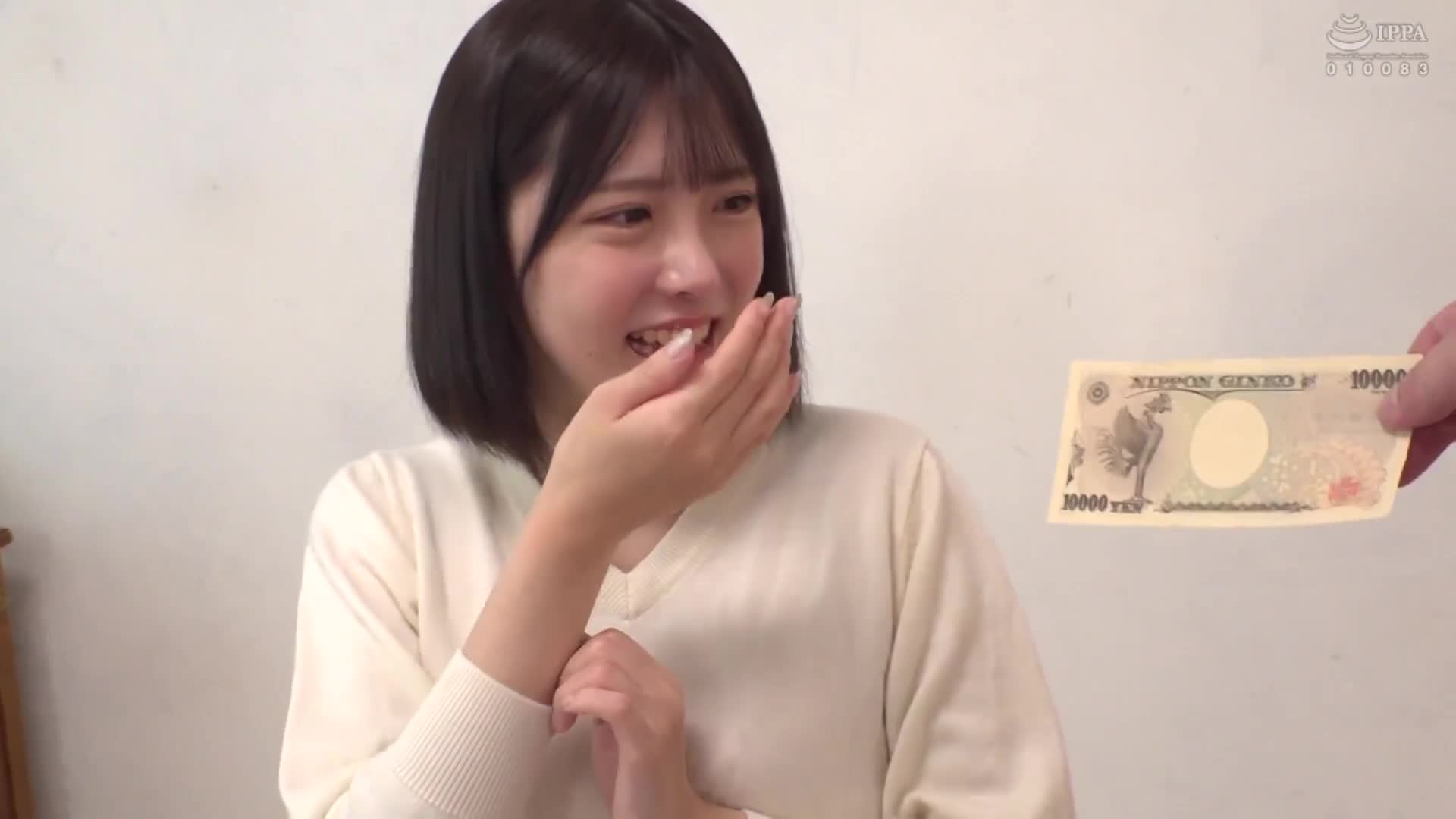 一般男女モニタリングAV 女子大生限定 恥ずかしさ倍増！「お助けシール」付き公開ヌードデッサンモデルに挑戦！乳首とお股を隠してるはずなのに逆に目立って大赤面！共演男性モデルとの追い打ちハレンチポージング羞... - AV大平台-中文字幕,成人影片,AV,国产,线上看