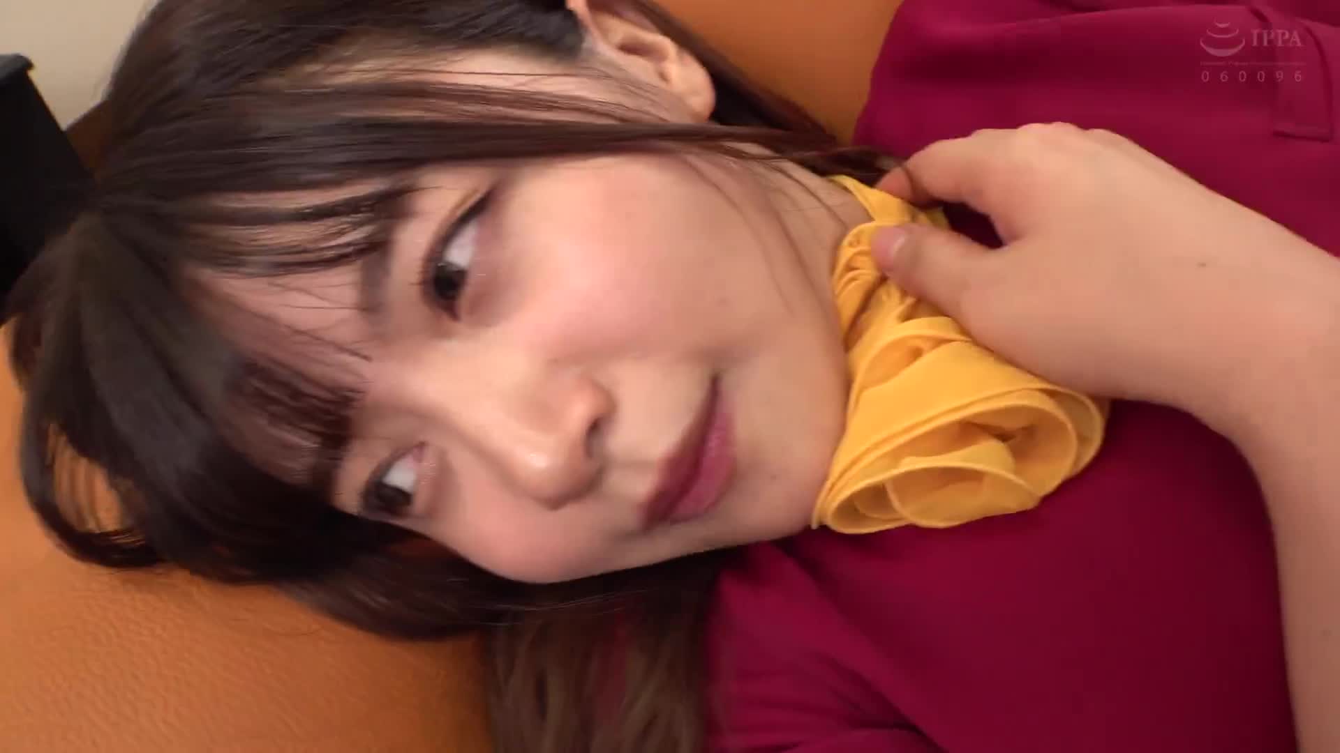 素人ガチナンパ 一流企業に勤める清楚で品格漂う受付嬢の皆さん 初めての恥じらい素股編 クリトリスが勃起チ○ポと擦れ合って我慢できずにヌルっと生挿入！上品なお姉さんの生マ○コに連続生中出し！！ - AV大平台-中文字幕,成人影片,AV,国产,线上看
