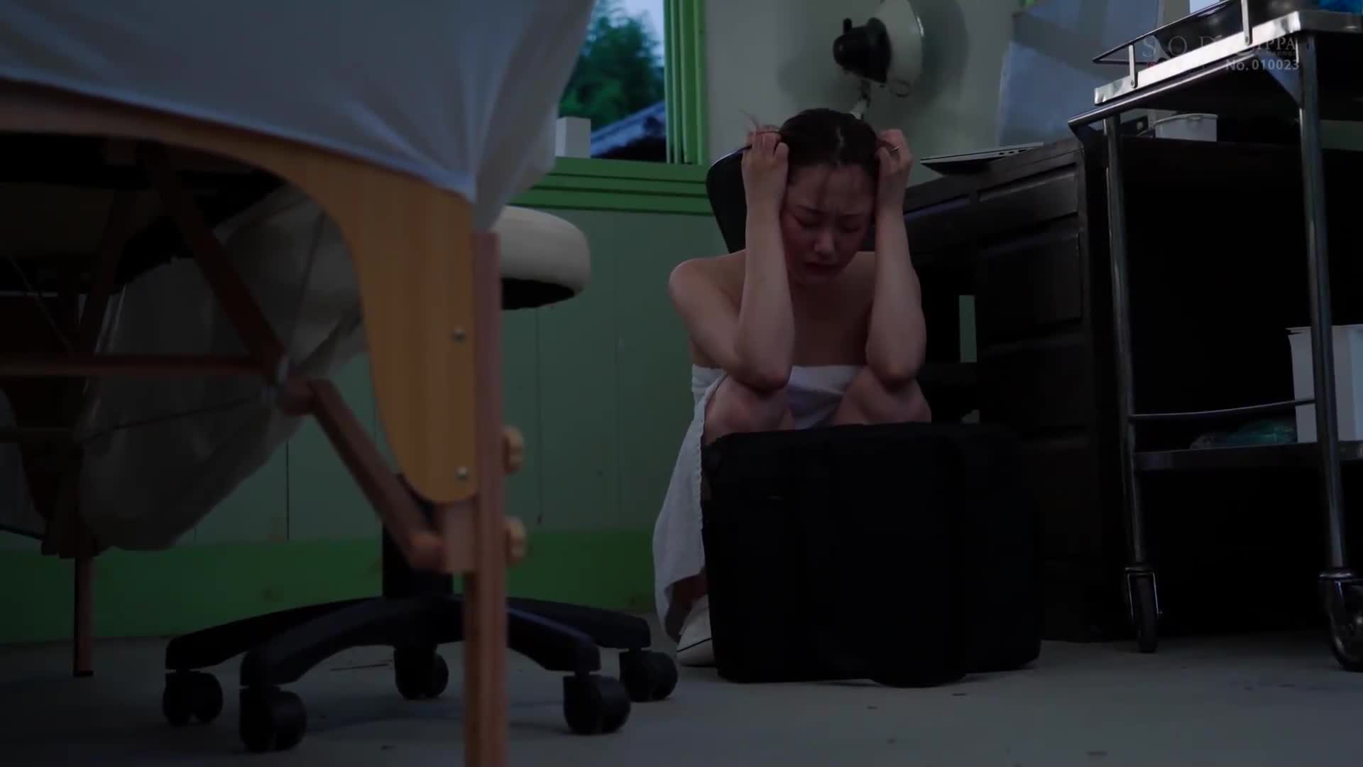 一名被派往人口稀少的村庄的护士，每天都会将具有不正常性欲的岛民的精子注入她的子宫 青空光 - AV大平台-中文字幕,成人影片,AV,国产,线上看