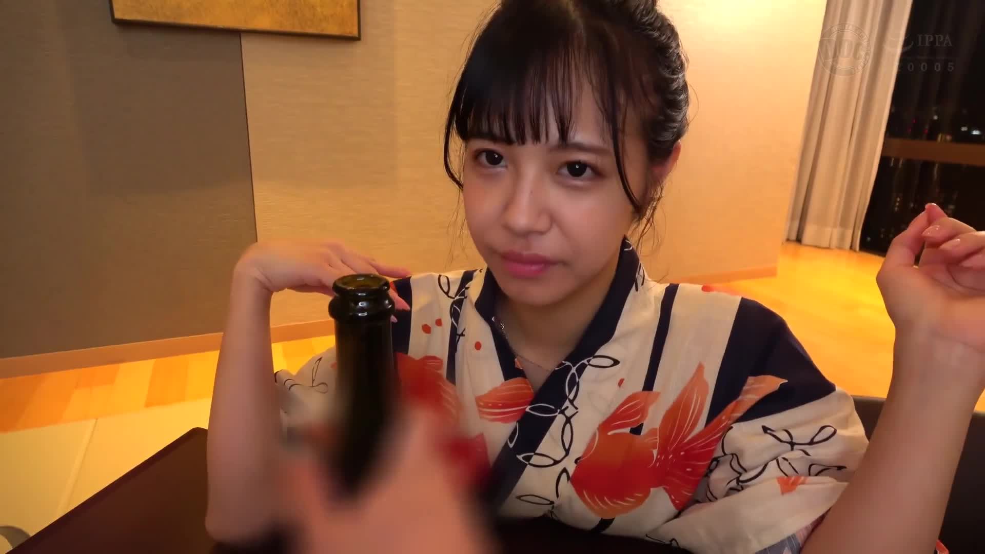 【ガチ恋100％コンカフェ嬢】キュルキュルお目目とスレンダーボディでおじさんを刈りまくる小動物系美少女登場！おじチ●ポをあざとい笑顔でしゃぶり尽くす！！生ハメ大量中出しからのエロ巫女コスで深夜まで延長SEX... - AV大平台-中文字幕,成人影片,AV,国产,线上看
