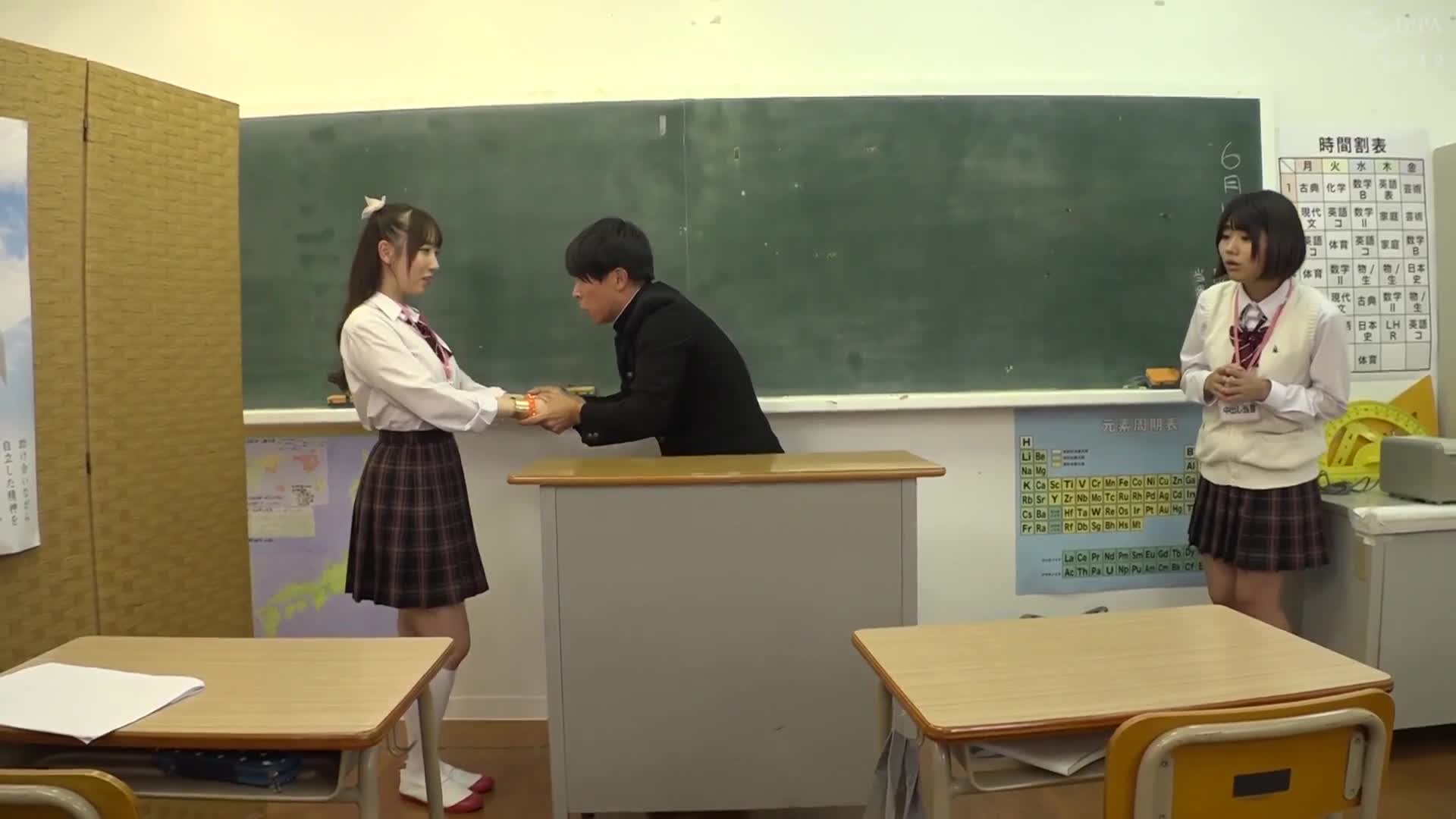 日替わり中出し当番 ボクたちの学校には、女子が毎日日替わりで中出しさせてくれる「中出し当番制」があるおかげで休み時間も授業中も中出しSEXし放題！ - AV大平台-中文字幕,成人影片,AV,国产,线上看