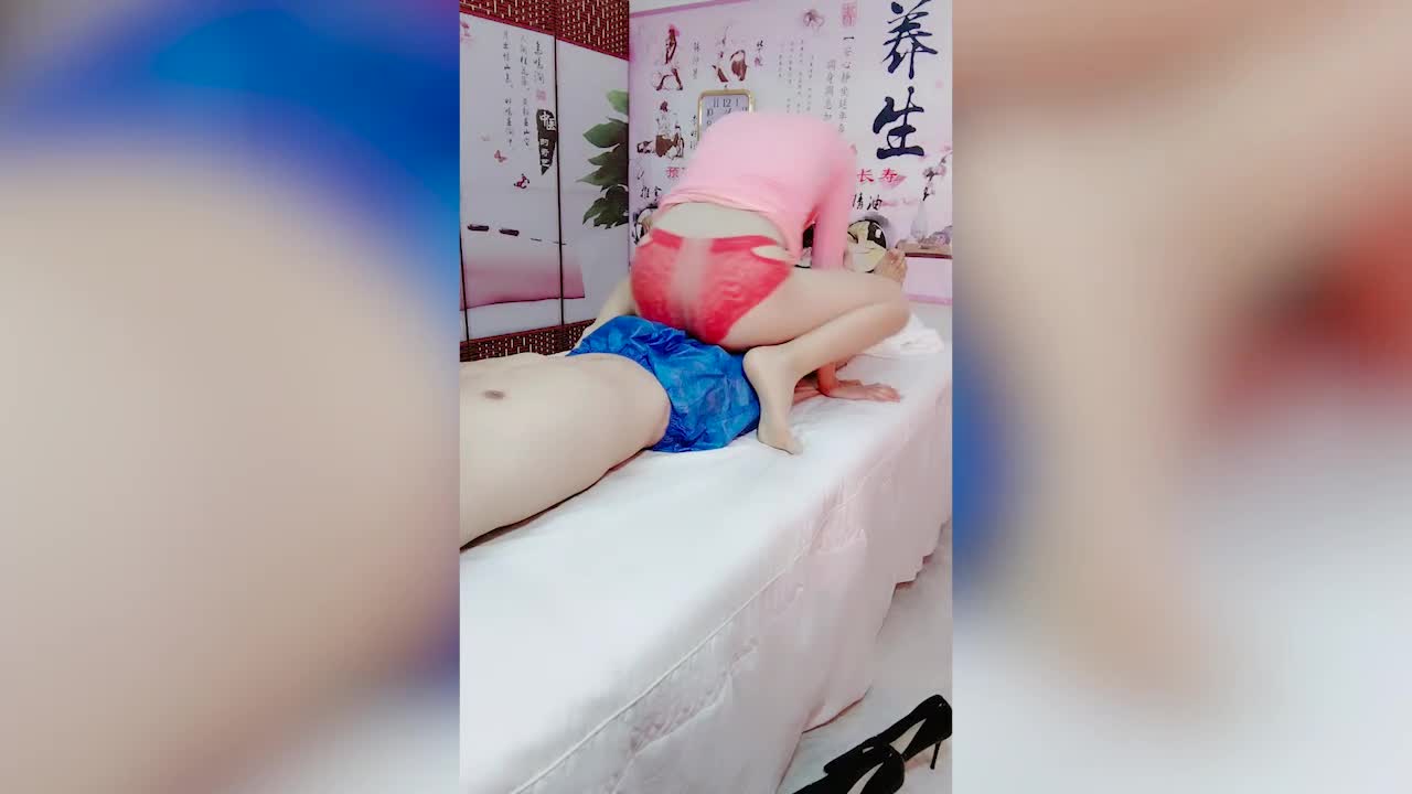 勾引按摩女技师，一开始强力反抗。后面主动上位骑乘！骚的不行了！ - AV大平台-中文字幕,成人影片,AV,国产,线上看