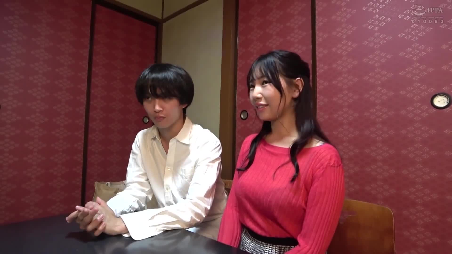 一般男女监控AV 夫妻热重新点燃的爱妻交换计划 初次见面的夫妻们只穿一条毛巾共浴互换！在丈夫面前被其他人拥抱并喘息的人妻们的淫荡本性尽显！彼此的丈夫都嫉妒到疯狂冲击的生插连续射精性爱！ - AV大平台-中文字幕,成人影片,AV,国产,线上看