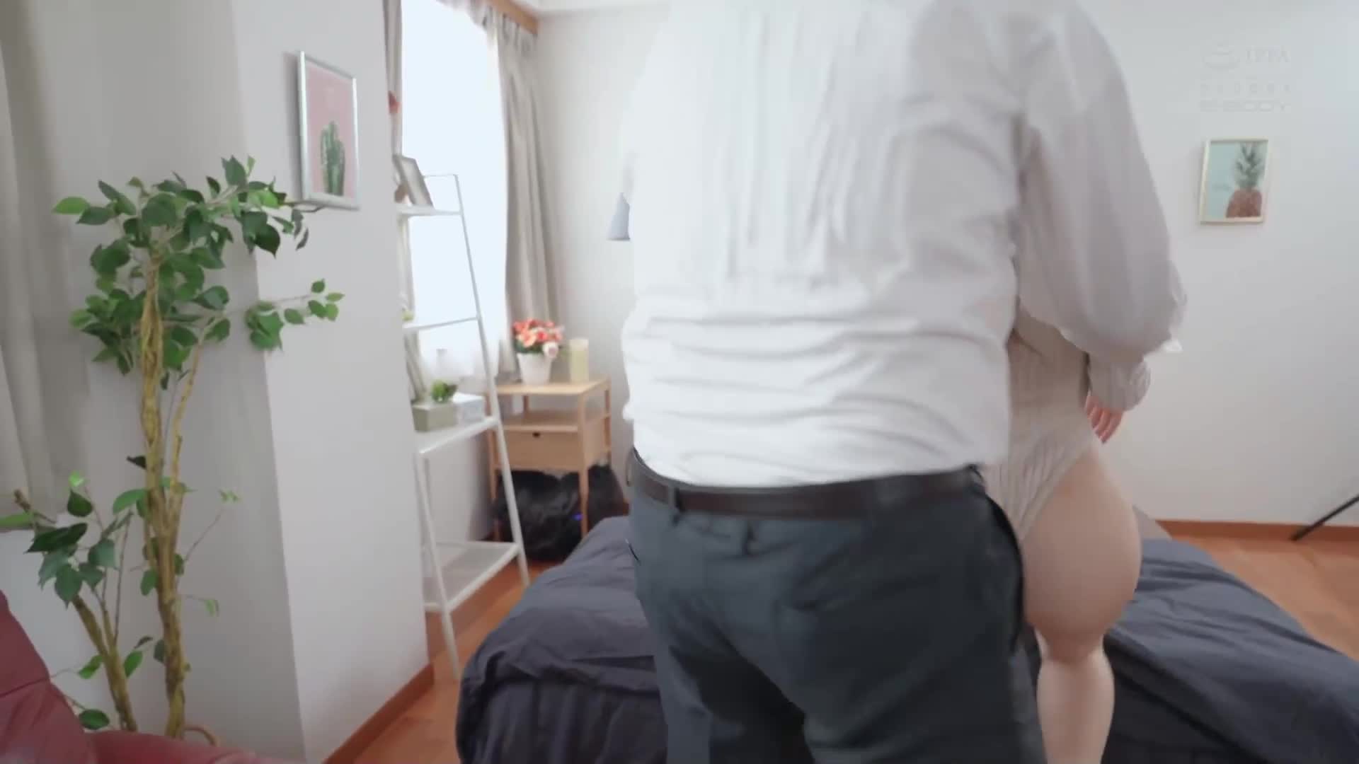 [VIP会员点播]  儿媳是前裸族，穿着桃尻暴露的睡衣，无意识地要求背后中出 七濑爱丽丝 - AV大平台-中文字幕,成人影片,AV,国产,线上看