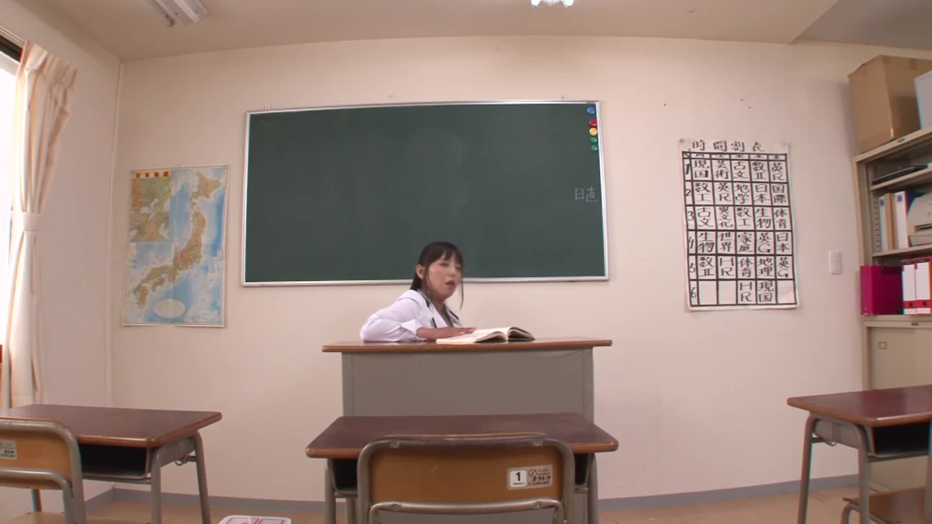 用假阳具自慰的大屁股成熟女子很擅长打手枪。 - AV大平台-中文字幕,成人影片,AV,国产,线上看