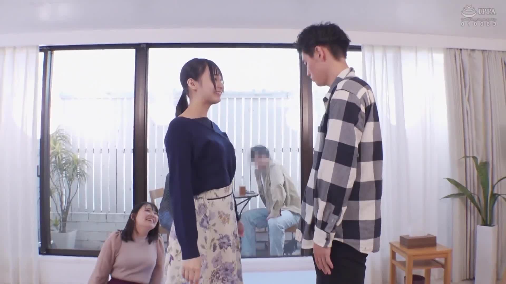 一般男女监控AV 魔法镜里有爱的丈夫们！巨乳妈妈朋友两人组与童贞男子初次见面进行双轮处女膜破！两个已经很久没有做爱的人妻因比丈夫更年轻更大的年轻阴茎而充血，他们展开了互相争夺阳具的哈伦逆3P连续内射！ - AV大平台-中文字幕,成人影片,AV,国产,线上看