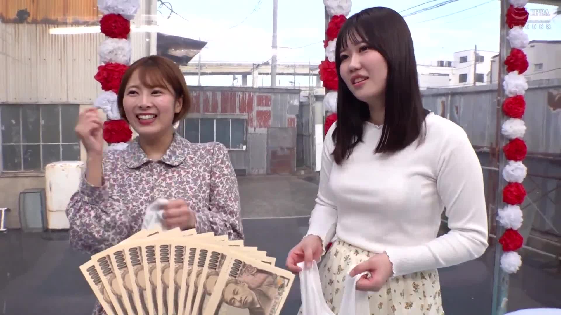 颜出MM号 女子大生限定 The Magic Mirror 互相脱衣直到全裸！天空润滑乳霜相扶直！如果输了就在亲友面前公开大鸡巴即时插入！超紧密滑溜SEX中连续中出不停！ - AV大平台-中文字幕,成人影片,AV,国产,线上看