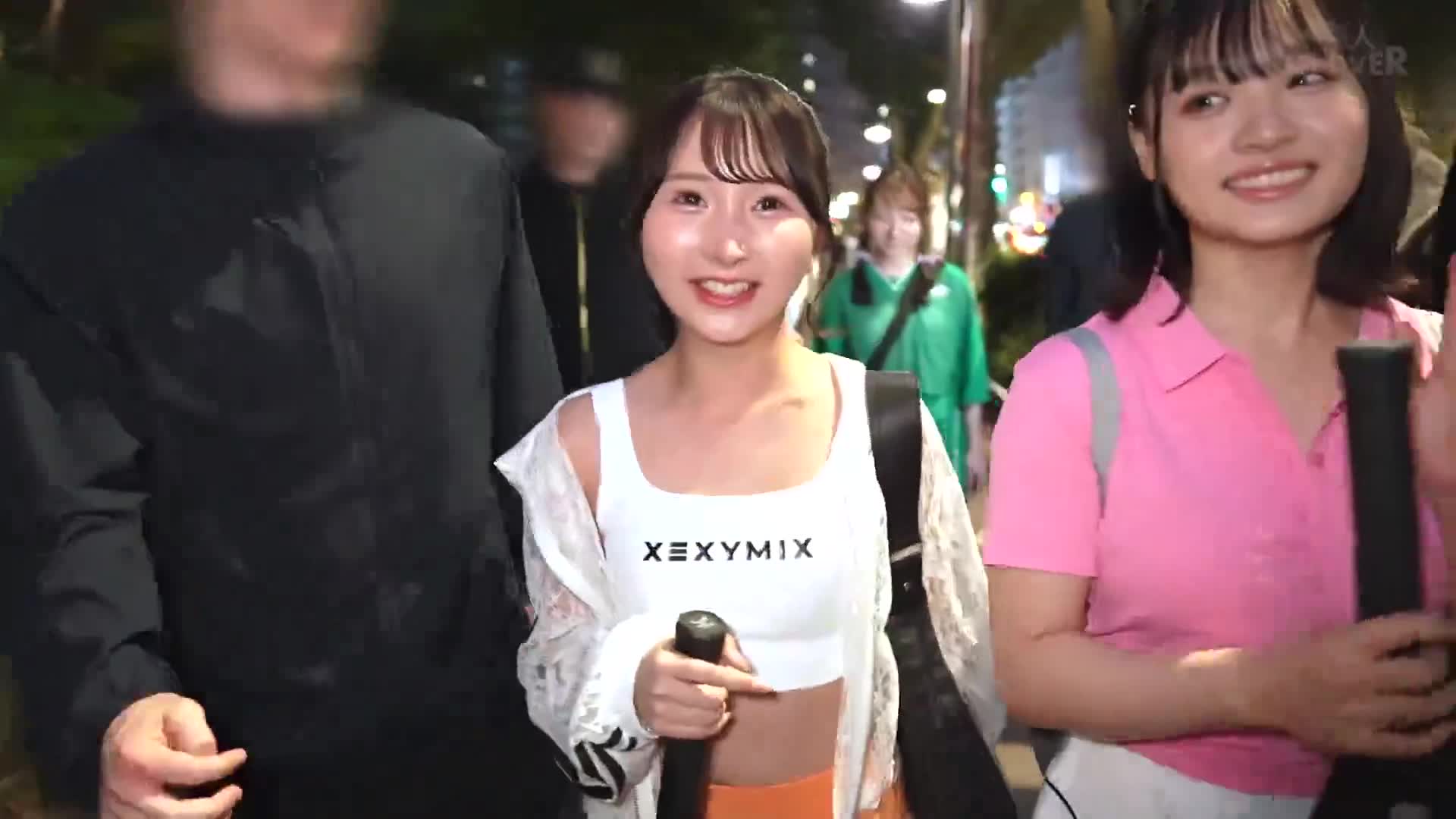 【流出画面】大学女子网球社四人组与前辈男孩们参加混乱聚会【香野、由香、莉奈、奈奈】～香野＆由香编～ - AV大平台-中文字幕,成人影片,AV,国产,线上看