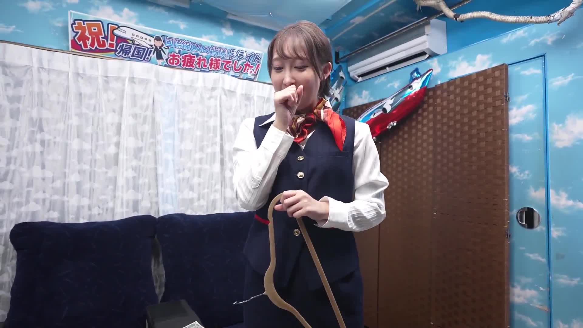 美脚机舱乘务员被羞耻的副业 破洞黑丝袜・阴道摩擦骑乘位！ 只要不从座位上掉下来就能赚到10万日圆！一次又一次地高潮，不停地要求内射！偷拍真实魔镜号～水木篇～ - AV大平台-中文字幕,成人影片,AV,国产,线上看