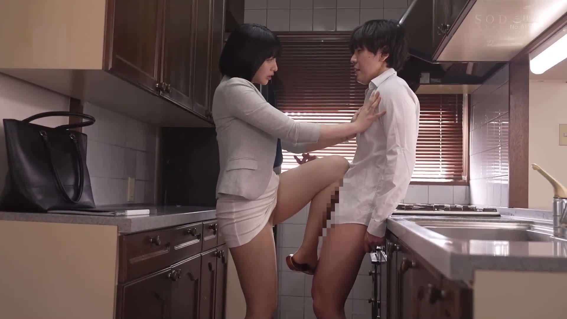 夏目响：淫乱巨乳不动产女仲介，诱惑同居来看房的情侣男友，让他中出生插。 - AV大平台-中文字幕,成人影片,AV,国产,线上看