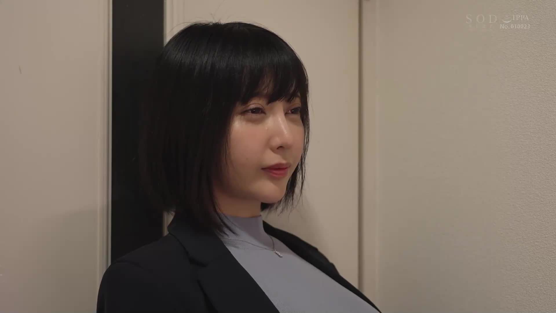 夏目响：淫乱巨乳不动产女仲介，诱惑同居来看房的情侣男友，让他中出生插。 - AV大平台-中文字幕,成人影片,AV,国产,线上看