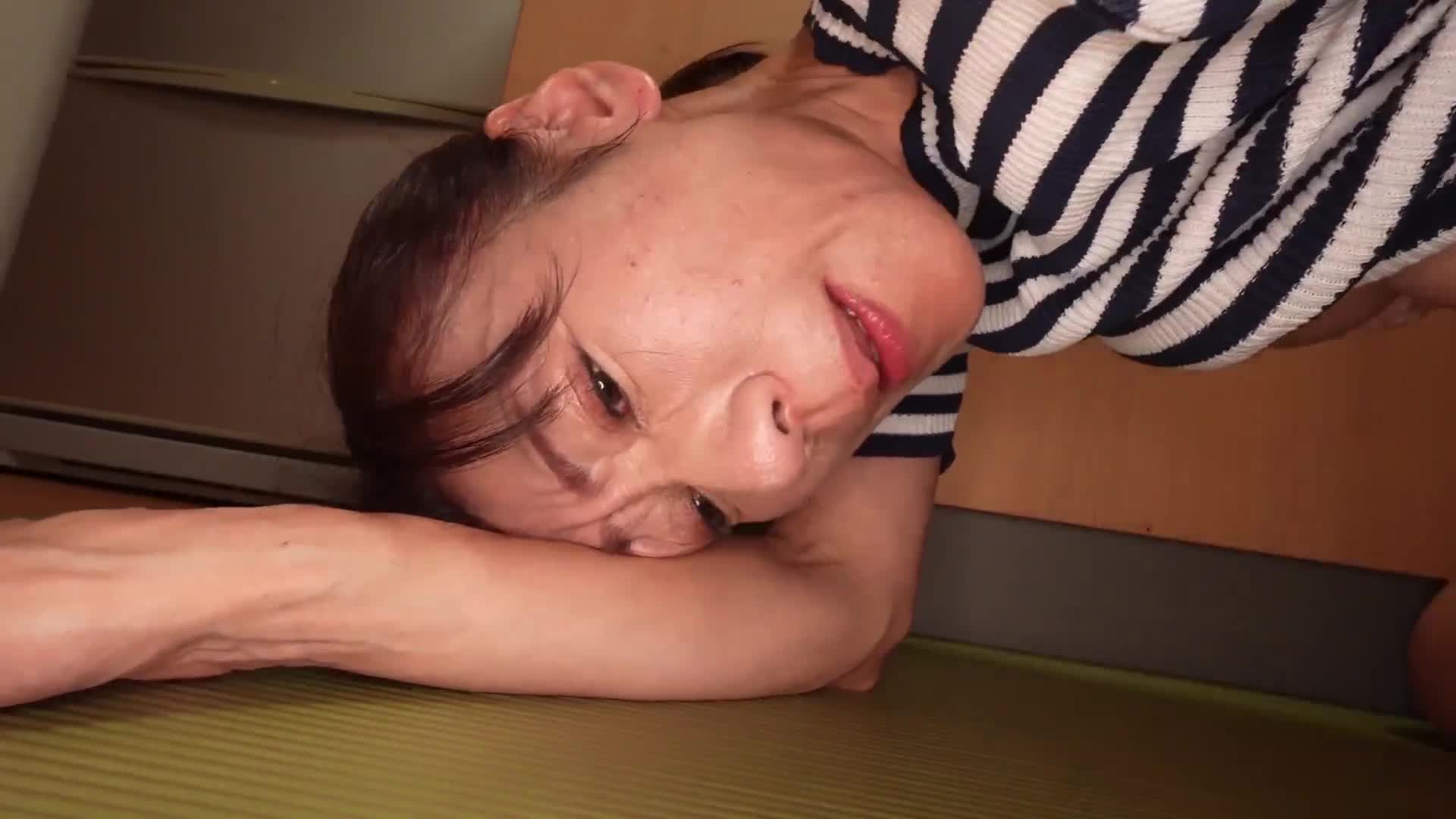 借款还债 打算用肉体偿还... 深陷于过于激烈的性爱中的五十岁熟女 - AV大平台-中文字幕,成人影片,AV,国产,线上看