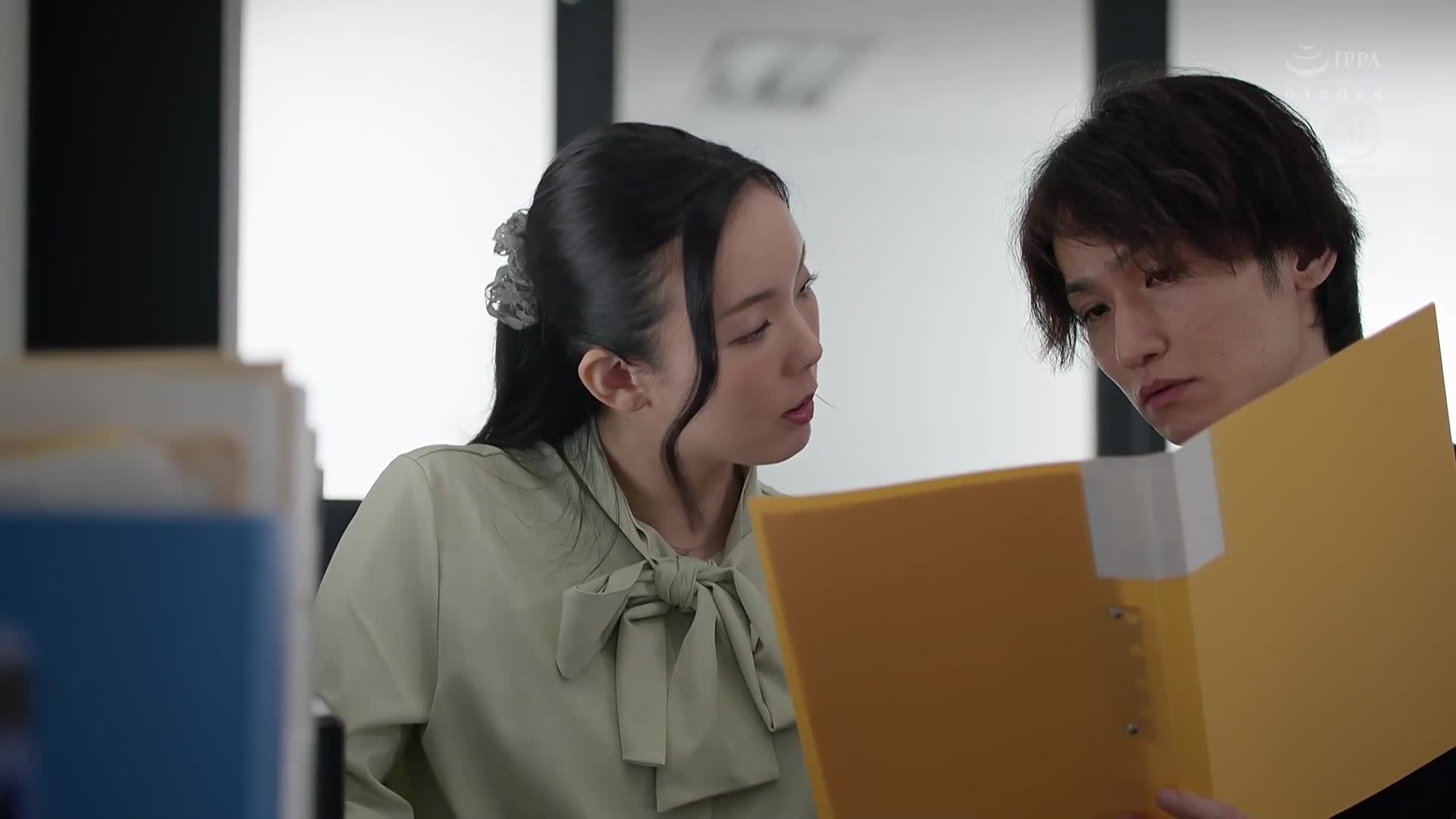 『性爱也优秀的人妻 禁忌的中出解禁』 人事异动NTR 我这位精英从总部调来的精英，地位、名誉，甚至妻子都被夺走了…。盛永彩叶 - AV大平台-中文字幕,成人影片,AV,国产,线上看