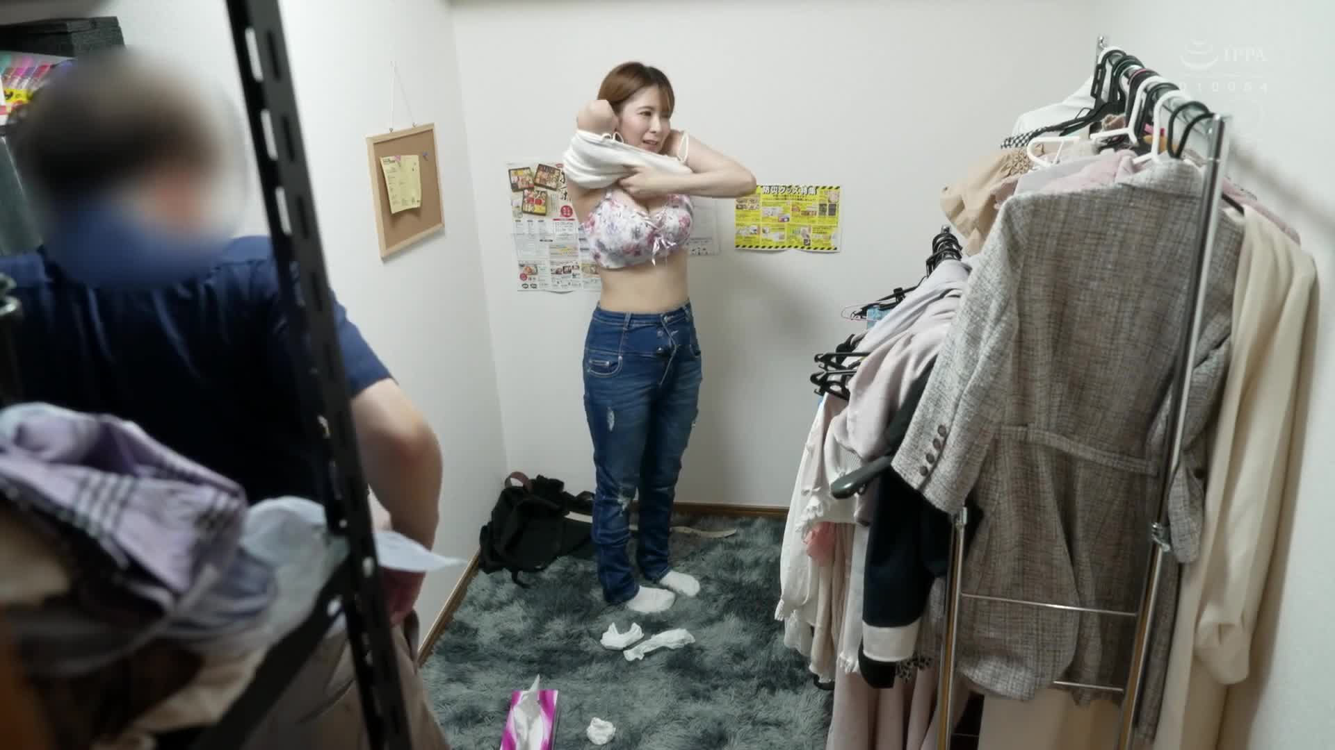 偷窥狂七：从被捕前偷窥狂硬碟中恢复的危险视讯数据，第一卷 - AV大平台-中文字幕,成人影片,AV,国产,线上看