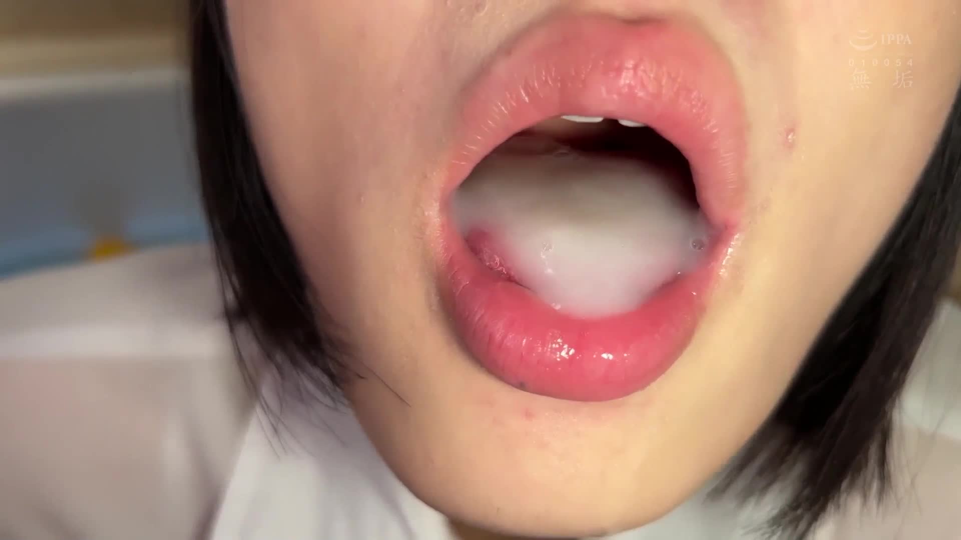 正值青春年华的制服少女逃离修学旅行，与父亲世代的叔叔约会亲吻。之后一直待在饭店里，一次又一次地感受成人的中出性爱。虹村由美 - AV大平台-中文字幕,成人影片,AV,国产,线上看