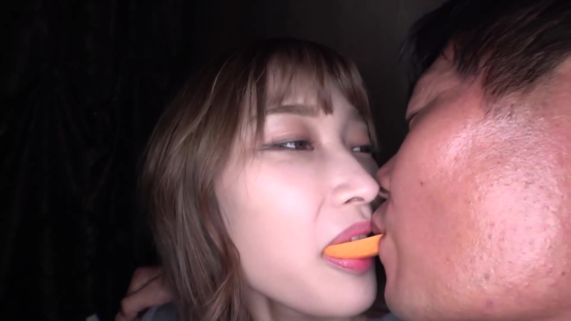 【命后最重要的洞穴，献给你】为了婚约者的200万日元债务，胸围90厘米F罩杯的美丽OL紧急休假！白天的灌肠&amp;人生初的肛门责罚+力量性爱让爱情的牲祭演变成在三途之川岸徘徊的篇章。胸部热烈！啊~啊~太刺激了！ 东京干部03 すみれ小姐【观看必定被肛门满足！肛交专家教学，即使是新手也能享受肛交快感(MGS视频独家！特典影片)... - AV大平台-中文字幕,成人影片,AV,国产,线上看