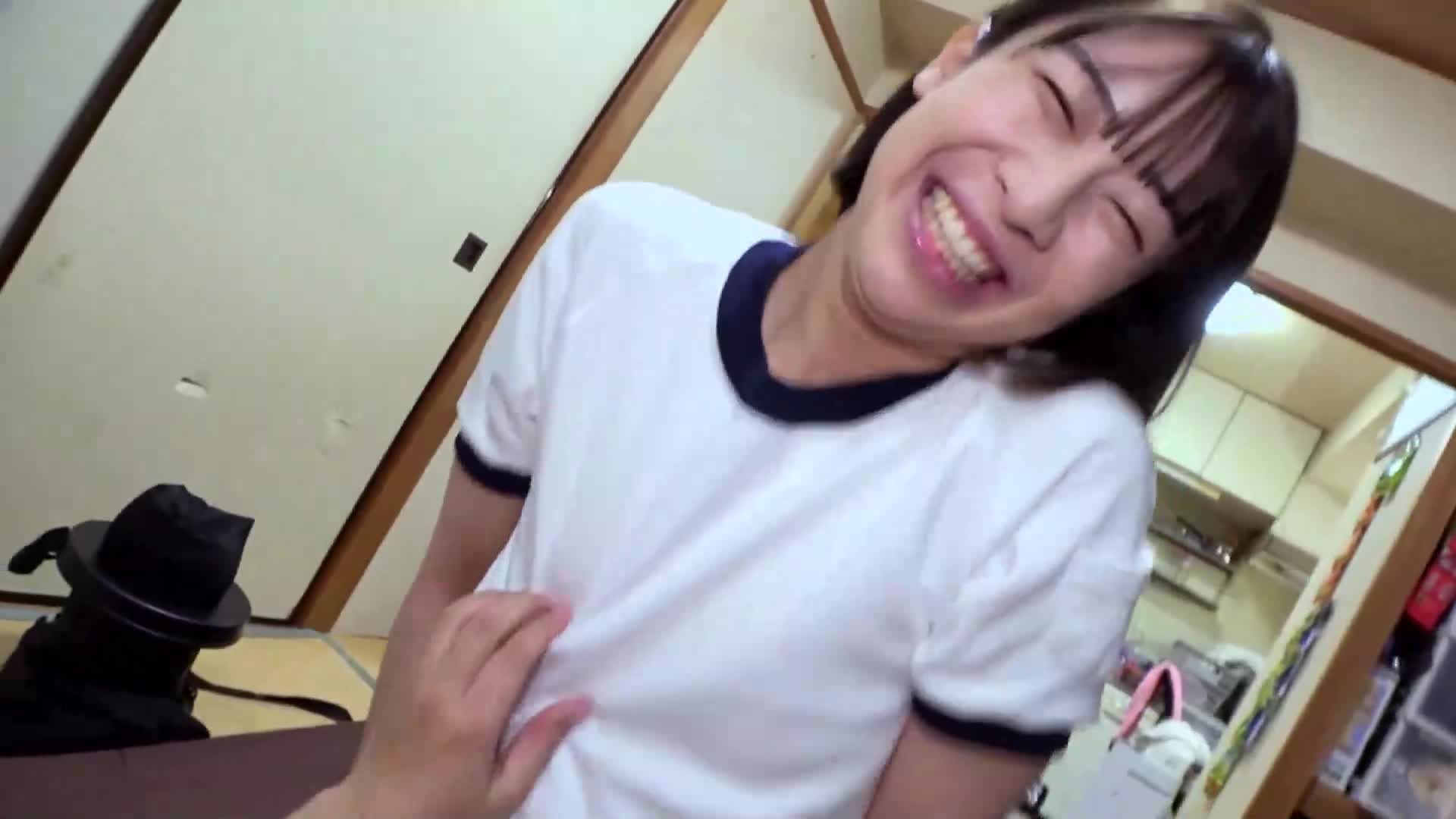 丰满的美臀 神级运动紧身裤 美少女和丰满女孩们穿着紧身运动服和瑜珈裤，展示露出、湿润的私密部位，近距离细节特写！还有臀部摩擦、穿着失禁尿尿和运动服溅尿等让紧身裤爱好者沉醉的全新紧身服装恋物癖AV片。 - AV大平台-中文字幕,成人影片,AV,国产,线上看