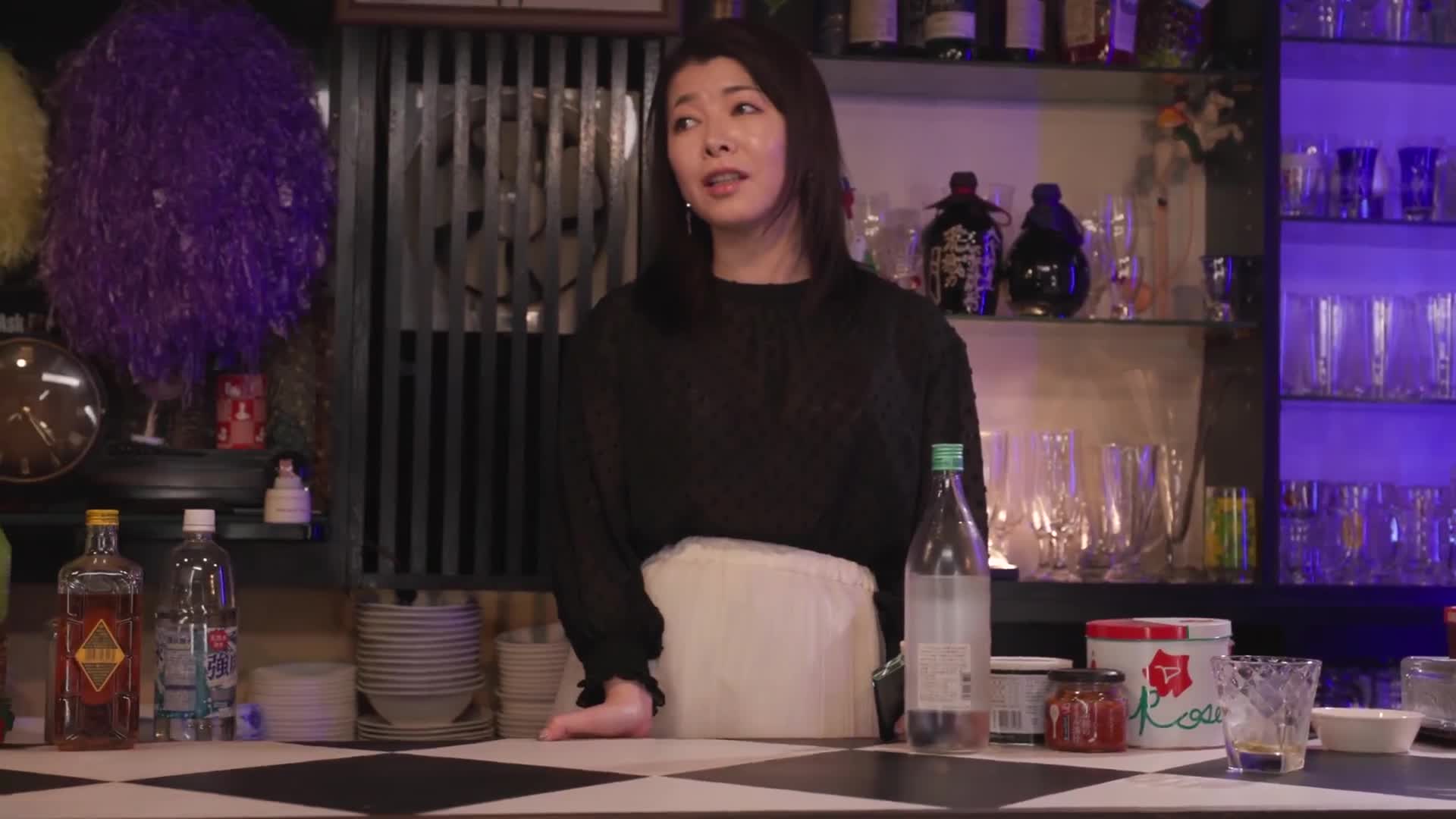 美魔女酒吧老闆娘的慾求不滿！熱情服務盡心盡力！ - AV大平台 - 中文字幕，成人影片，AV，國產，線上看
