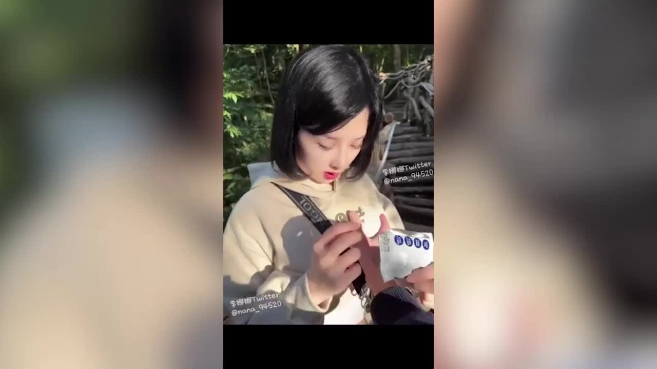 FansOne李娜娜戶外爬山被男子強迫做羞恥的事情爆乳妹穿著瑜伽褲爬山被強制猥褻得逞 - AV大平台 - 中文字幕，成人影片，AV，國產，線上看