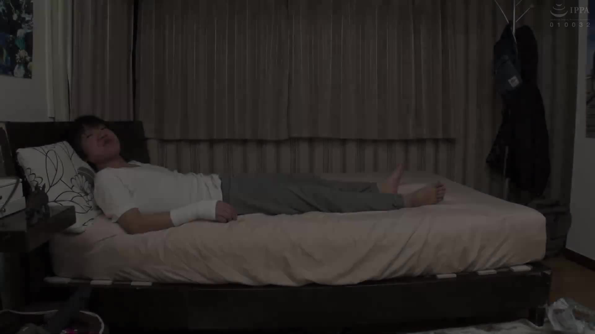 當我在家中請了外訪服務時，一位溫柔且容易被說服的美麗護士（+α）來了！4小時最棒的撒嬌，意外地立即發生性行為...與年輕美麗的女神們一起度過夢幻般的時光。 - AV大平台 - 中文字幕，成人影片，AV，國產，線上看