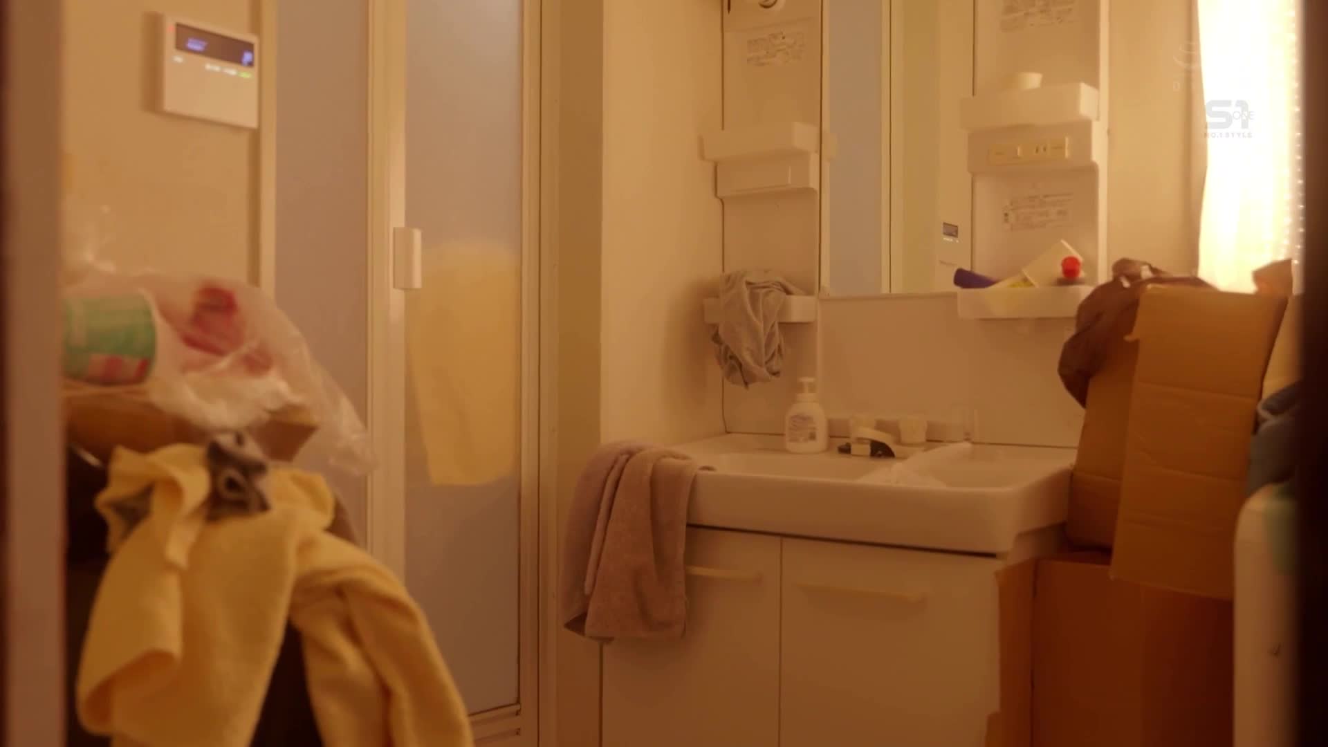 想要做出社會貢獻的援助员，為了支援引きこもり自立，也用胸部對付異常性慾者。奧田咲 - AV大平台 - 中文字幕，成人影片，AV，國產，線上看